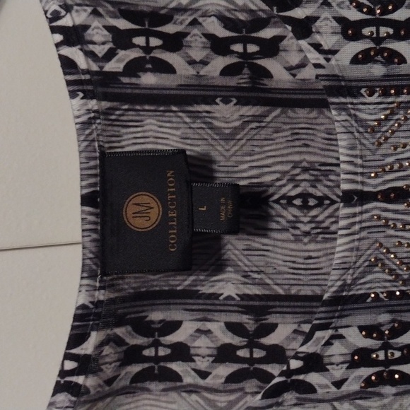 Beautiful high low top - Picture 3 of 5